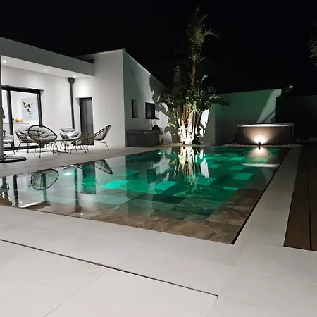 D'architecte Cyr Sur Vila