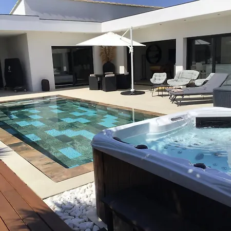 Willa D'architecte Cyr Sur *